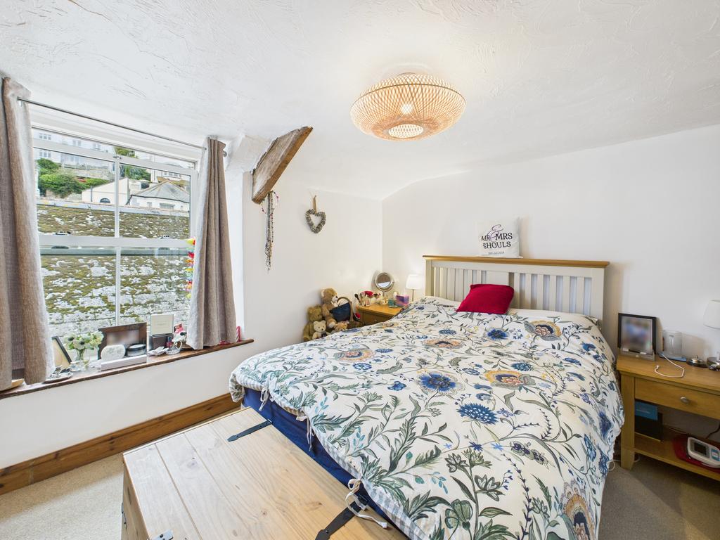 Cam05627 g0 pr0022 still021