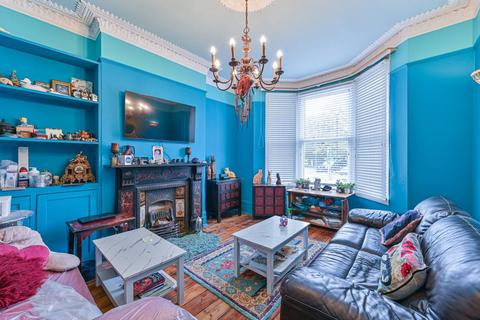 5 bedroom terraced house for sale, Holmewood Gardens, Brixton Hill, London, SW2