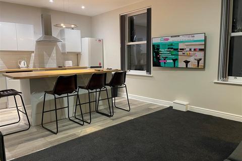 4 bedroom private hall to rent, King Street, Lancaster LA1