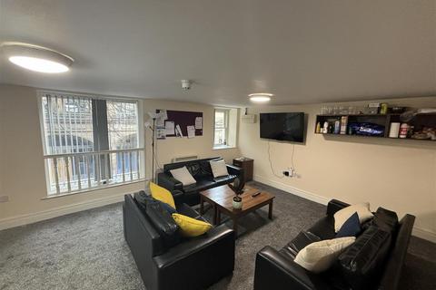7 bedroom private hall to rent, New Street, Lancaster LA1