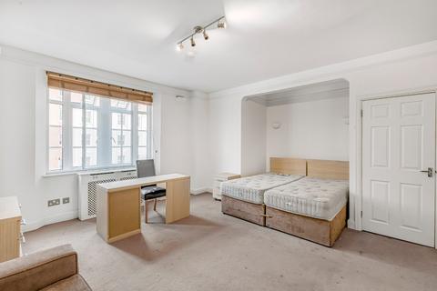 3 bedroom flat to rent, Upper Woburn Place, London, WC1H