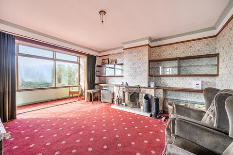 4 bedroom detached bungalow for sale, Station Road, Lodddiswell