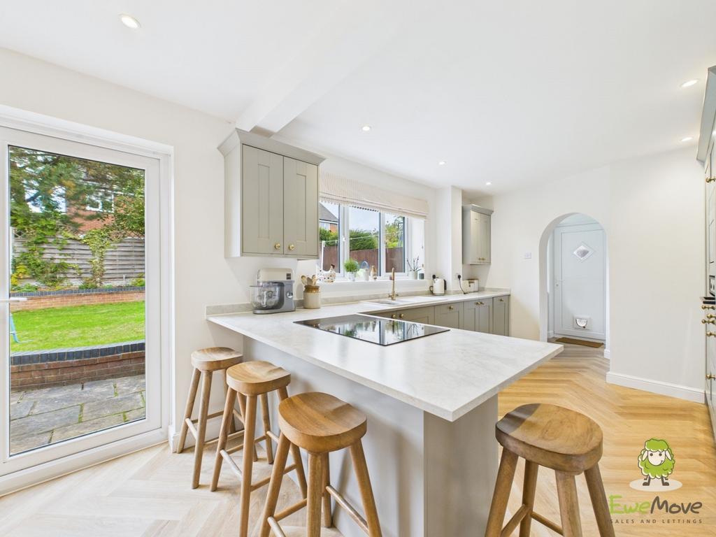 Cam02463 g0 pr0086 still007