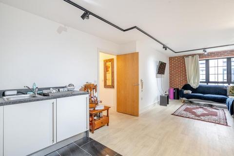 undefined, Newbury,  Berkshire,  RG14