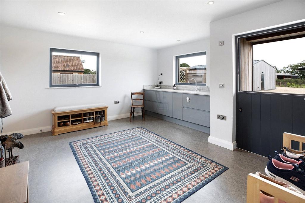 Boot/Utility Room