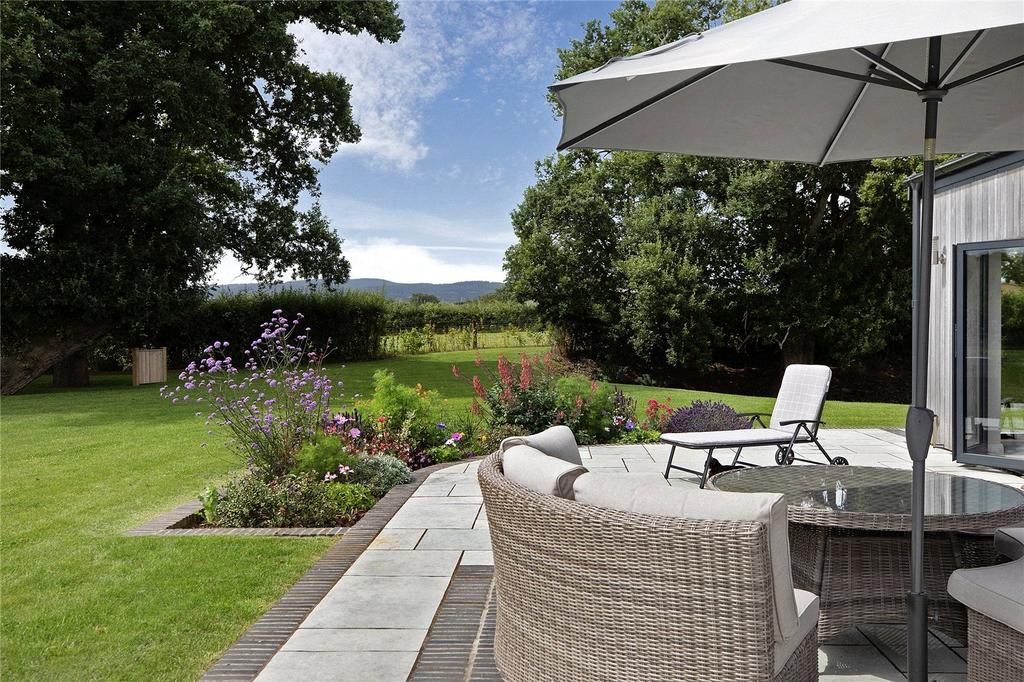 Garden Terrace