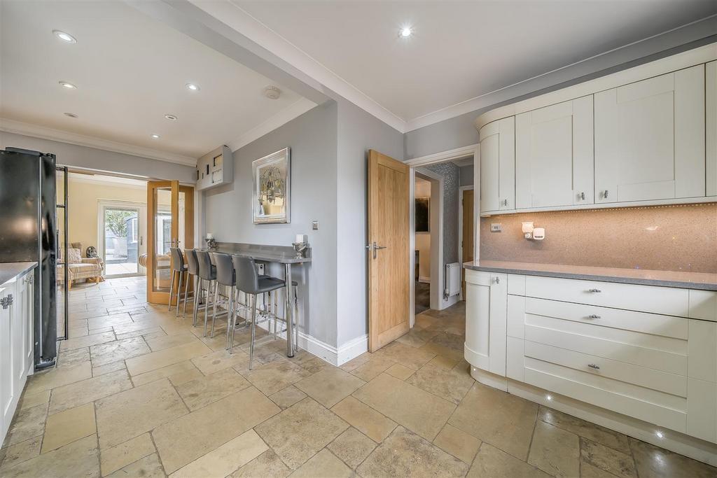 Kitchen/Breakfast