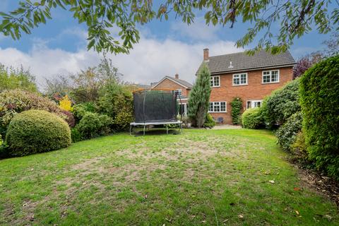 undefined, Tavistock Close, Woburn Sands, Milton Keynes, MK17
