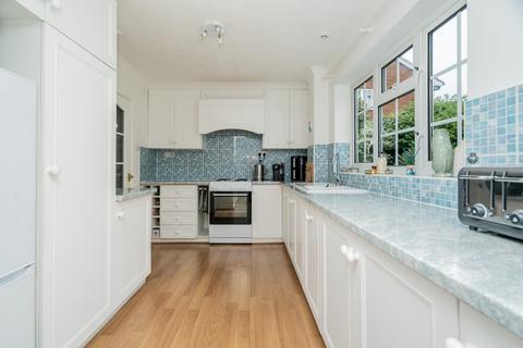 undefined, Tavistock Close, Woburn Sands, Milton Keynes, MK17