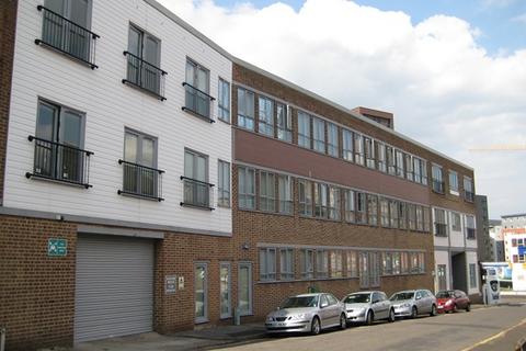 Parking to rent, SECURE PARKING AVAILABLE - WITHIN 15 MINUTE WALK TO HEART OF THE BUSINESS DISTRICT