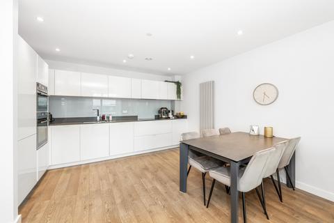 3 bedroom apartment for sale, Iverson Point, 4 Harrison Walk, London, SE10