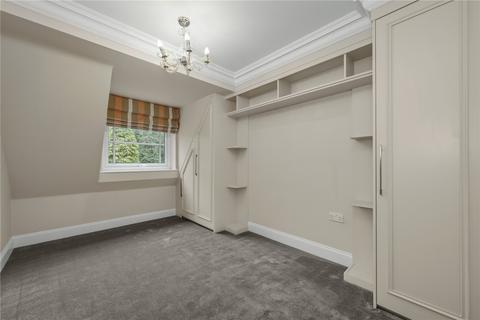 undefined, Lakewood, Portsmouth Road, Esher, Surrey, KT10