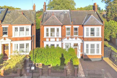 5 bedroom house to rent, Barrington Road, London N8