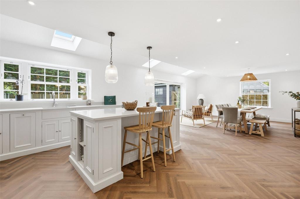 Kitchen/Family