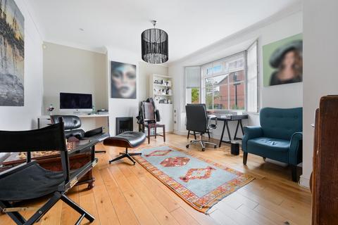 undefined, Mill Road, London, E16