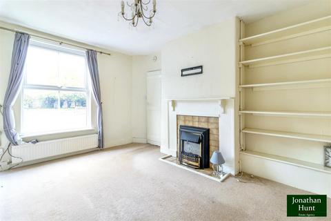 3 bedroom cottage for sale, High Street, Stevenage SG2