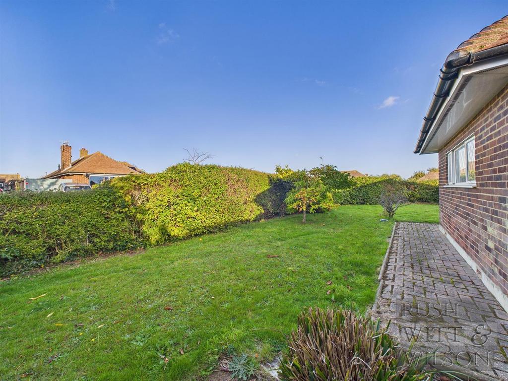 CAM03417 G0-PR0870-STILL017.jpg