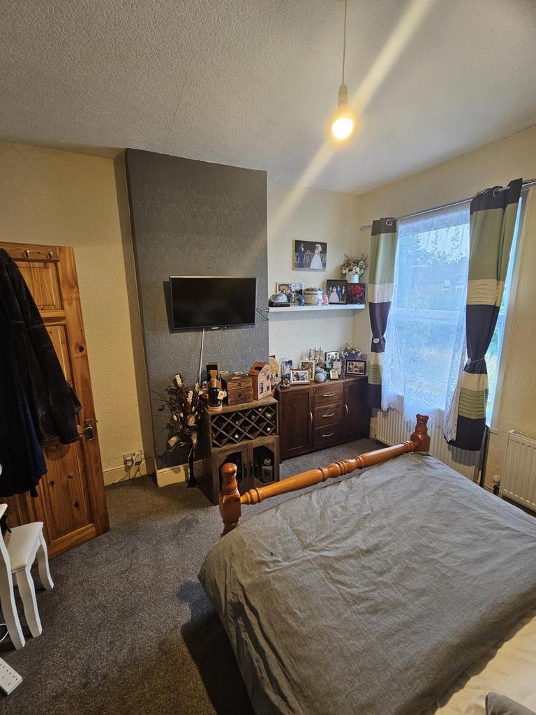 Bed2