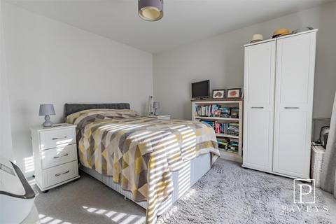1 bedroom bungalow for sale, Ernest Luff Court, Luff Way, Walton On The Naze