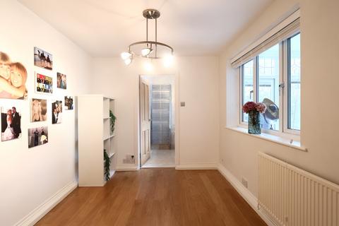 11a Bartle Road, Lytham St Annes, FY8 3JP
