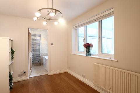 11a Bartle Road, Lytham St Annes, FY8 3JP