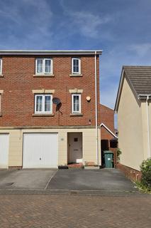undefined, Willowdale, Leeds, LS10