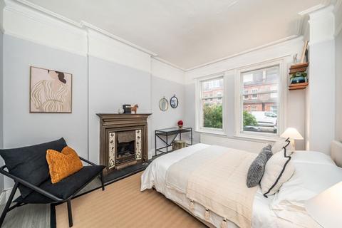 2 bedroom maisonette for sale, Hailsham Avenue, London SW2