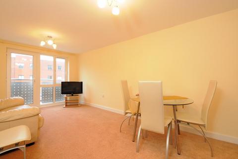3 bedroom flat to rent, Beech Road, Headington, Oxford, OX3