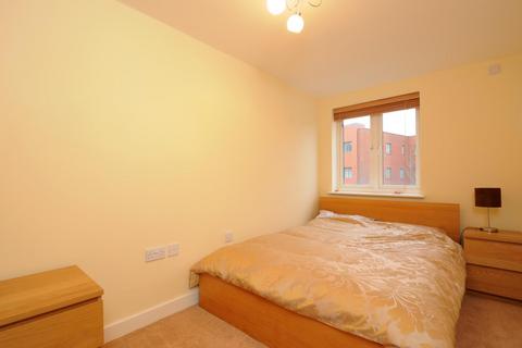 3 bedroom flat to rent, Beech Road, Headington, Oxford, OX3