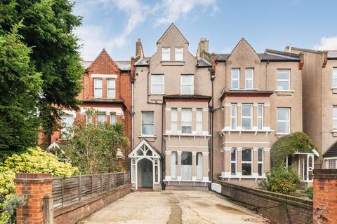 Kent Gardens, London W13