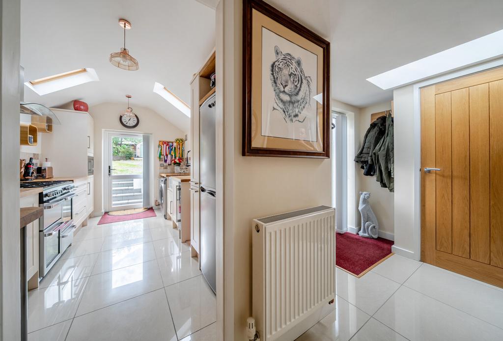 Entrance/Kitchen