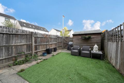 8 Midgham Way, Reading, RG2 0WW