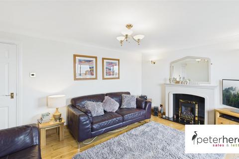4 bedroom townhouse for sale, Topcliff, St Peters, Sunderland