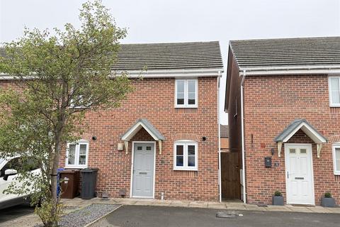 2 bedroom townhouse for sale, Saw Mill Way, Burton-On-Trent DE14