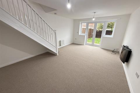 2 bedroom townhouse for sale, Saw Mill Way, Burton-On-Trent DE14