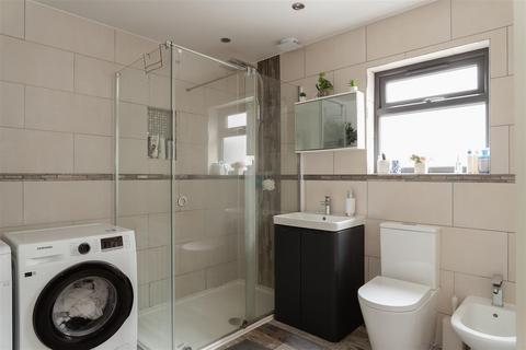 279 Kingston Road, Epsom, KT19 0BN