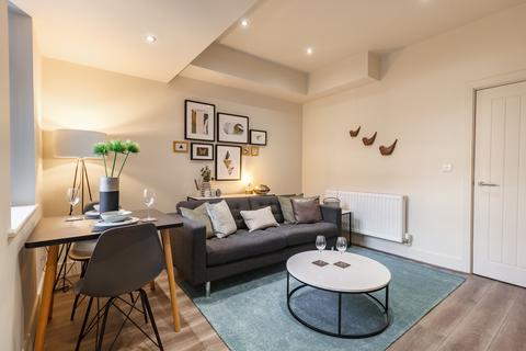 undefined, Gwendoline Street, L8 8EZ,