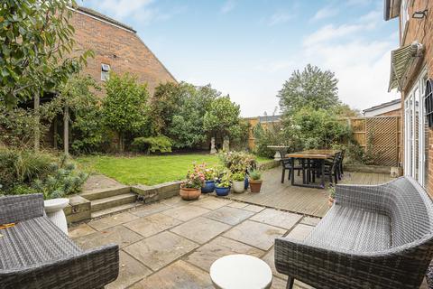 undefined, Dunstable Road, Caddington, Luton, LU1