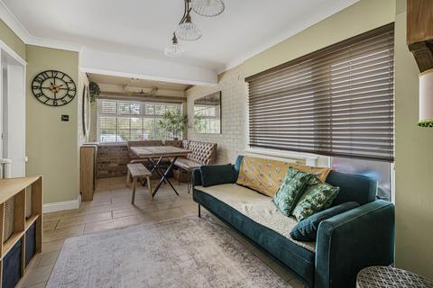 undefined, Dunstable Road, Caddington, Luton, LU1