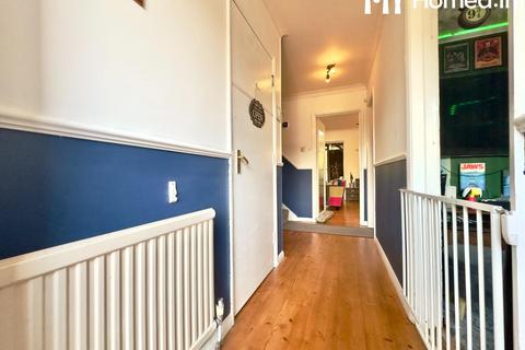 undefined, Howard Road, Horsham