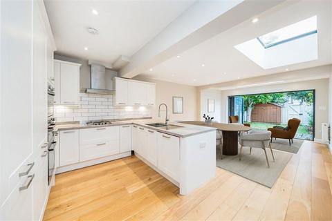 4 bedroom house for sale, Stanley Gardens Road, Teddington TW11