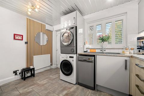undefined, Frobisher, Berkshire RG12