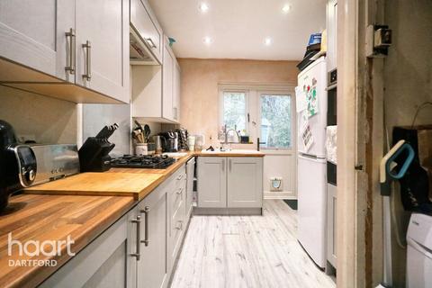 74 Erith Road, Erith, DA8 1QG
