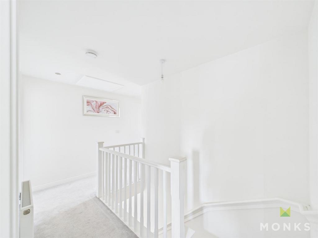 CAM01520 G0-PR0168-STILL017.jpg