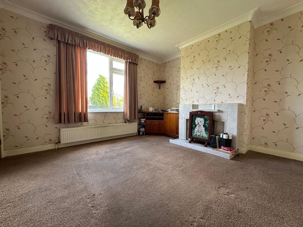 Front Lounge