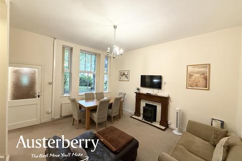 2 bedroom semi-detached house for sale, St. Christopher Avenue, Stoke-On-Trent ST4