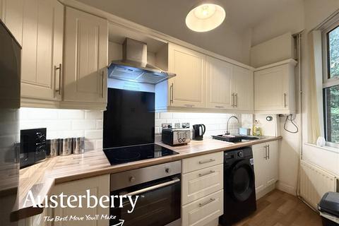 2 bedroom semi-detached house for sale, St. Christopher Avenue, Stoke-On-Trent ST4