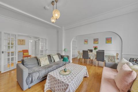 undefined, Wellington Court, Wellington Road, London, NW8