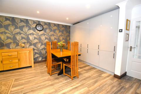 undefined, Rectory Avenue, Rochford