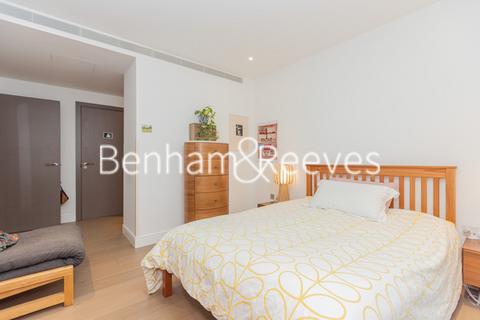 3 bedroom apartment to rent, Tierney Lane, Hammersmith W6